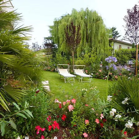 Apart-hotel Acqua 4*