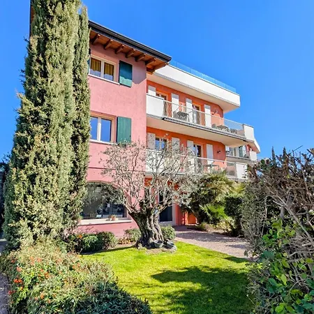 Apart-hotel Acqua Sirmione