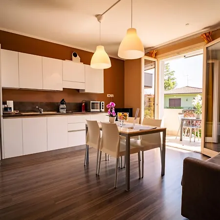 Acqua Apart-hotel 4*