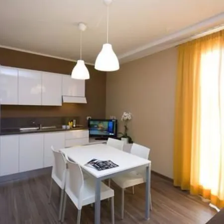 Apart-hotel Acqua 4*