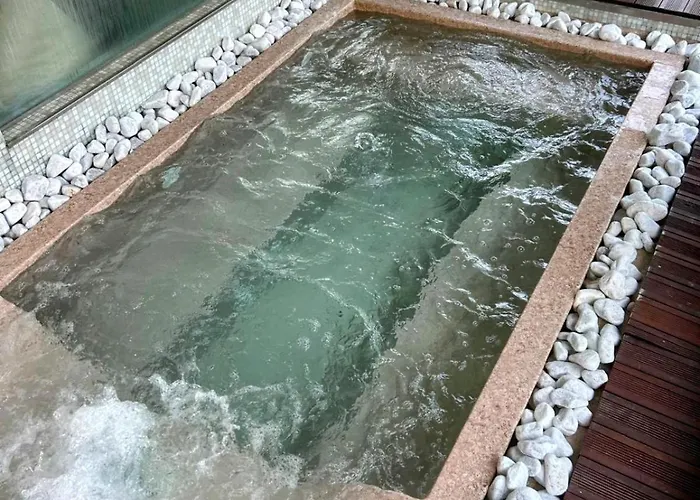 Acqua Aparthotel 4*