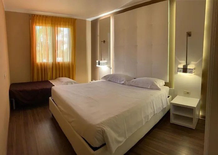 Acqua Aparthotel 4*